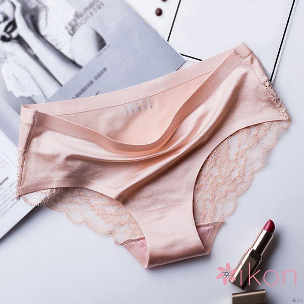 Quần lót ren hoa lưng thấp thiết kế